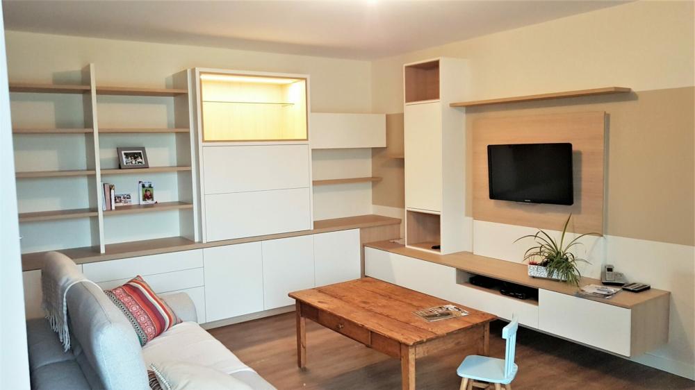 Salon-design-moderne-bois-clair