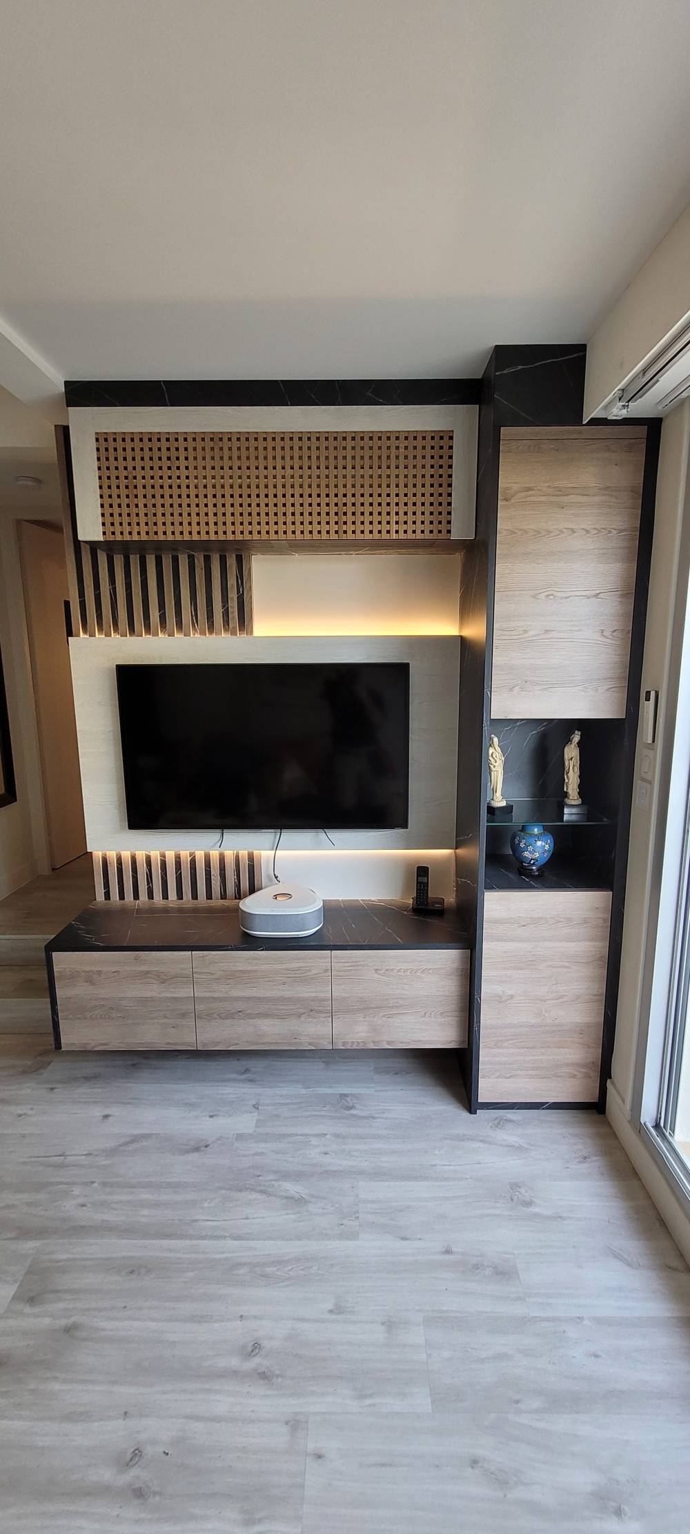 Meuble-tv-support-bois-blanc-noir