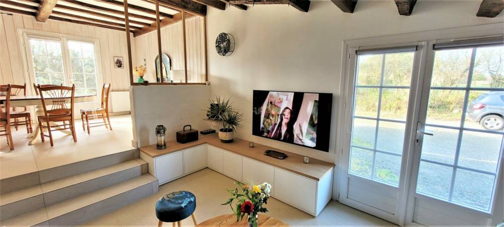 Meuble-tv-blanc-bois