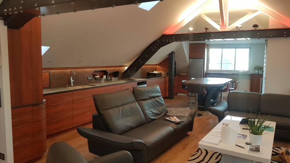 Salon-bois-marron-design