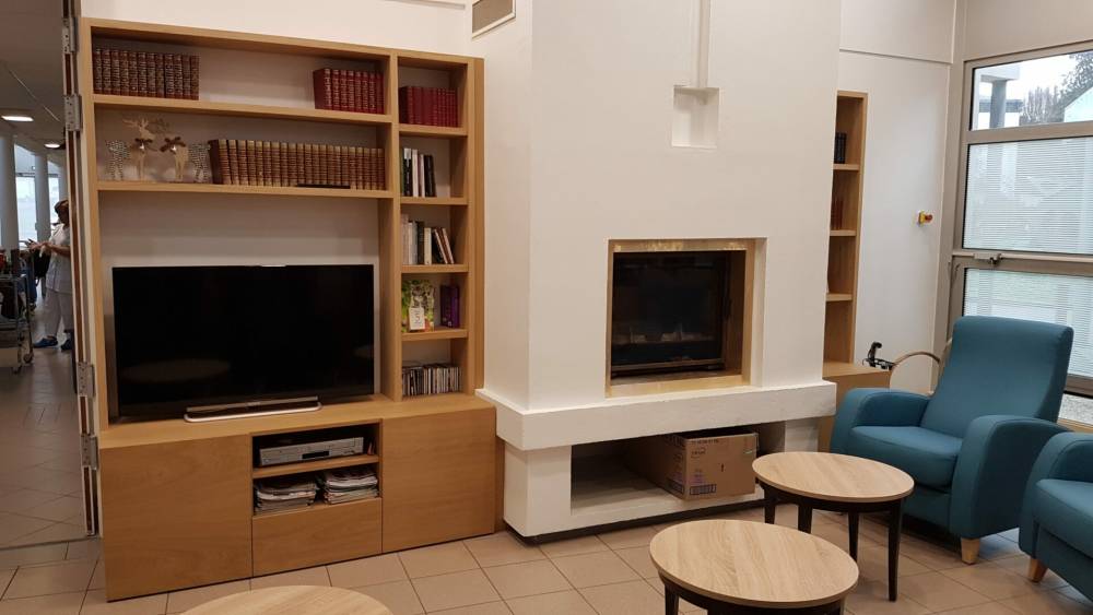 Meuble-tv-etagere-bois