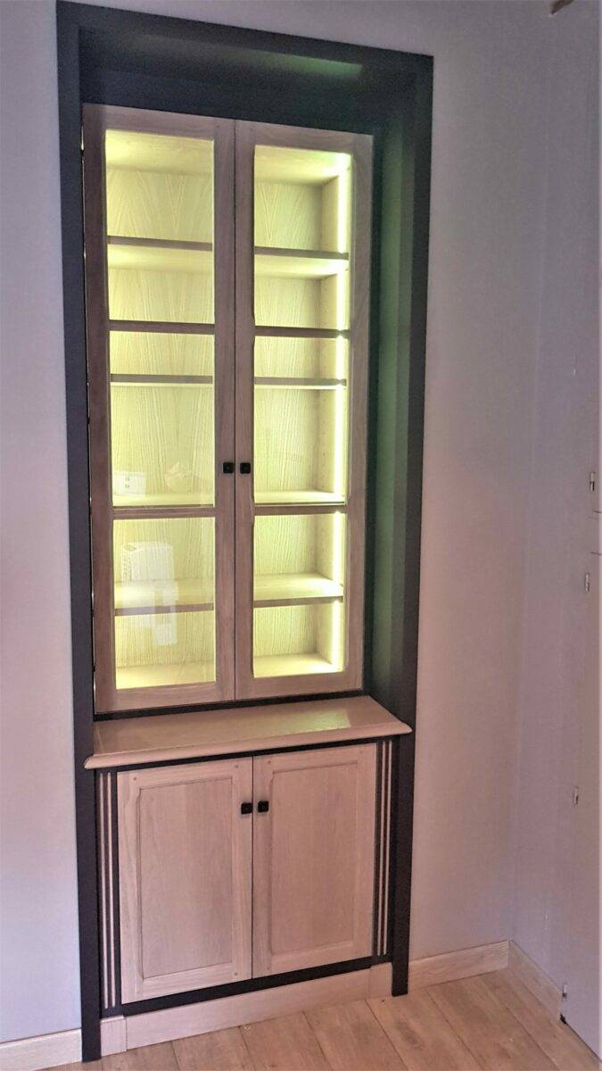 Meuble-encastre-bois-clair
